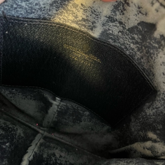 Vintage Gucci Crossbody Bag in Navy - Picture 4 of 7